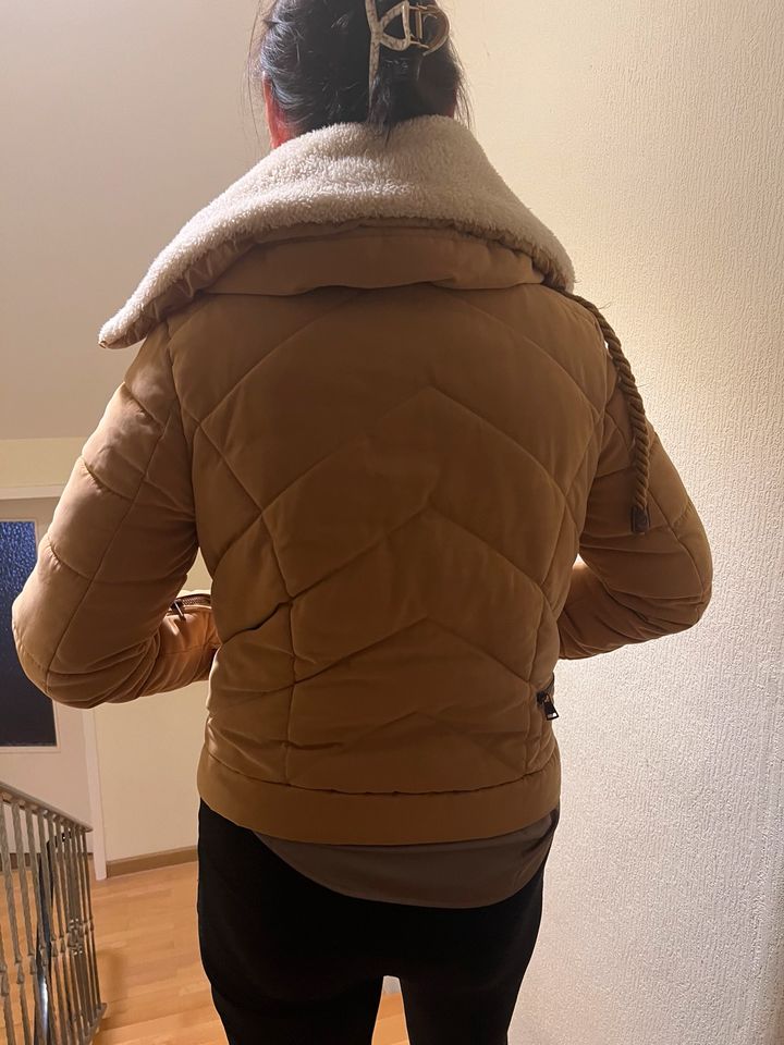 Winterjacke von Navahoo gr M in Mühlhausen