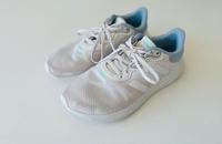 Adidas Sneaker Gr. 40 Sportschuhe Turnschuhe Nordrhein-Westfalen - Unna Vorschau