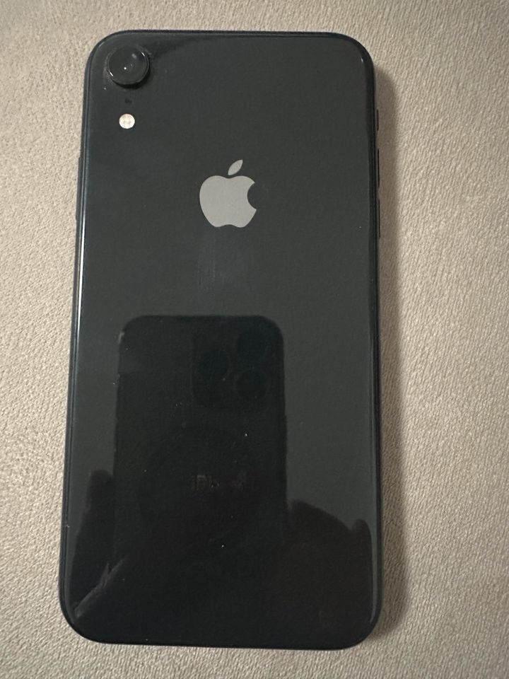 iPhone XR 64GB Top Zustand in Achim