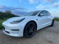 Tesla Model 3 Performance Kr. München - Weißenfeld Vorschau