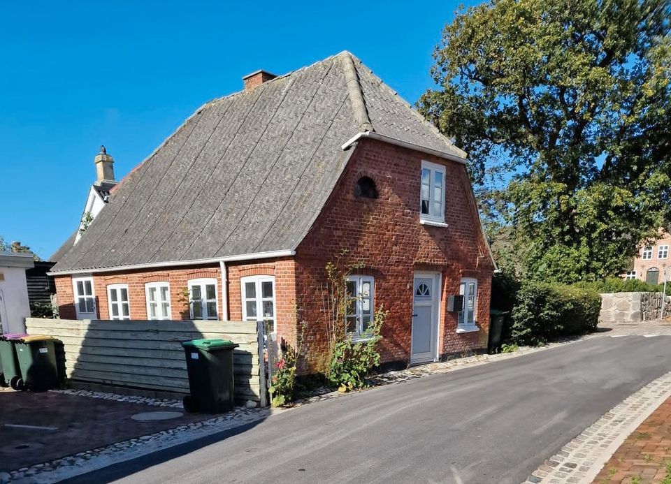 Stadthäuschen in Højer Dänemark - leben, wo andere Urlaub machen in Süderlügum