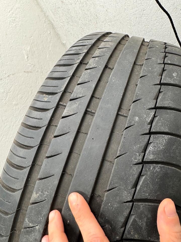 18“ Detroit felgen wie neu mit reifen! Über 300kmh zugelassen! in Aurich