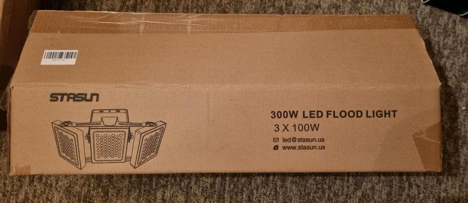 STASUN 300W LED-Strahler /Flutlicht/ Außenstrahle, 27000LM, IP65 in Helmbrechts