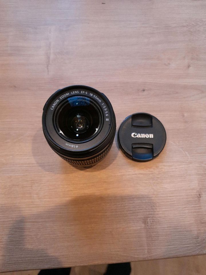 Canon Objektiv EFS 18-55 mm Autofokus unregelmäßig defekt in Rhauderfehn