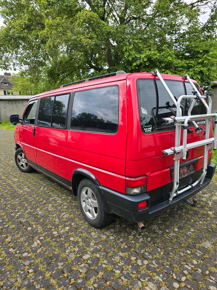 VW T4 Bus mit Standheizung in Bergisch Gladbach