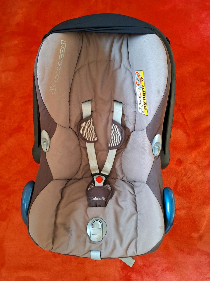 Maxi Cosi Capriofix mit Easybase in Bornhagen