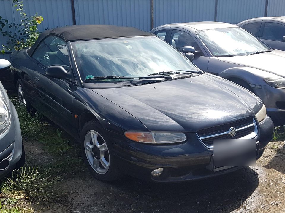 Chrysler Stratus Cabrio  2,5  V6  Automatik in Zossen-Wünsdorf