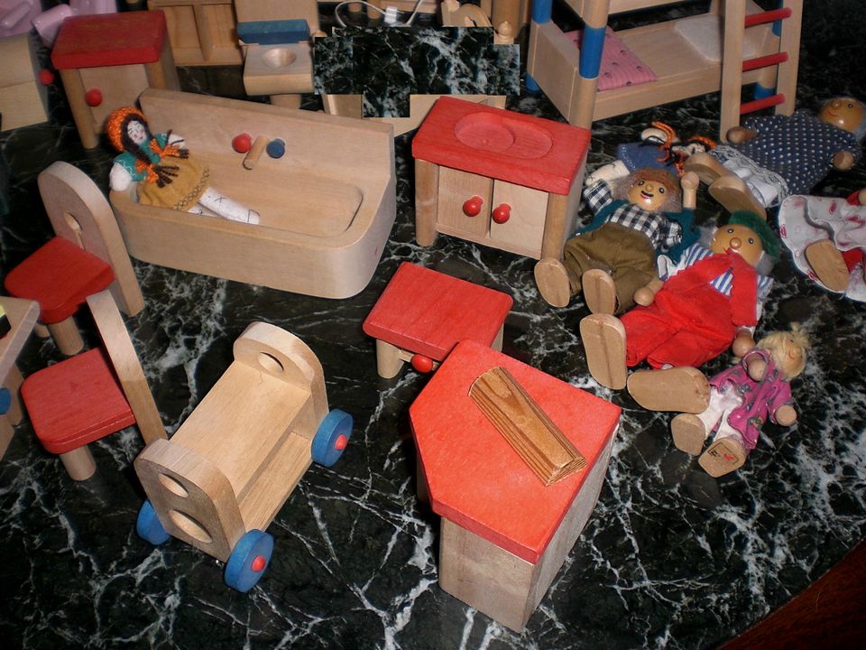 ♥ Zubehör Puppenstube Möbel Puppen Bett Schrank Tisch Gewürzmühle in Lübben