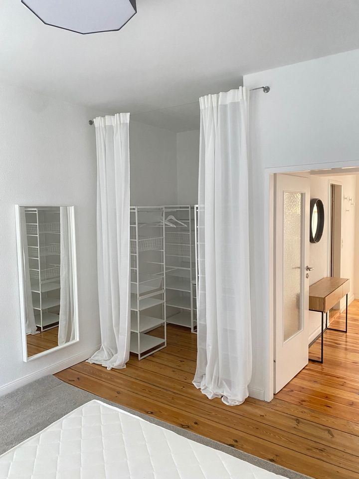 Mitte/moabit - helle, möblierte 2-Zimmer Wohnung von Privat in Berlin