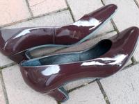 Damenpumps aubergine in Grösse 37 Nordrhein-Westfalen - Anröchte Vorschau