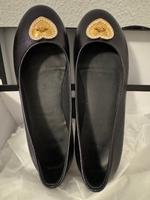 Original Versace Ballerieas schwarz Größe 34 Frankfurt am Main - Fechenheim Vorschau