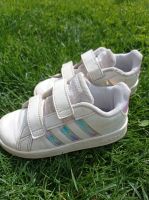 Adidas Sneaker Mädchen Größe 26 Hessen - Laubach Vorschau