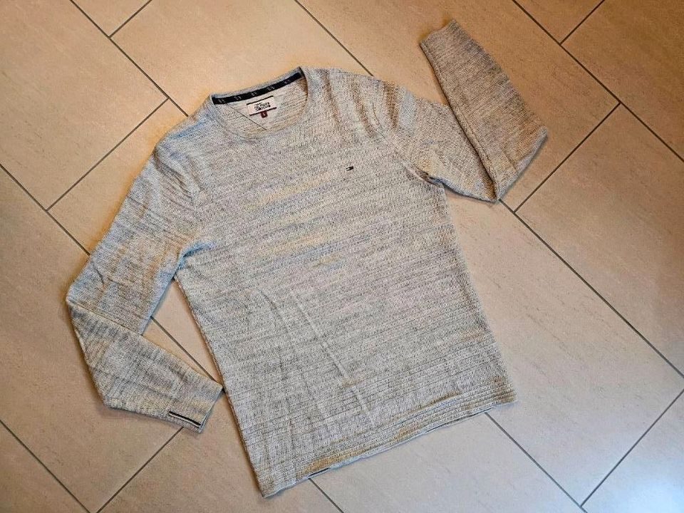 Grauer Pullover von Tommy Hilfiger, Gr. L in Schierling