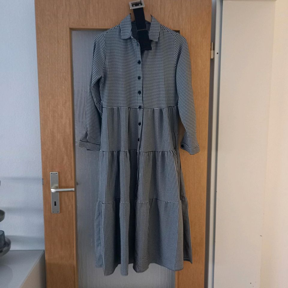 Neues langes Kleid in Pohlheim