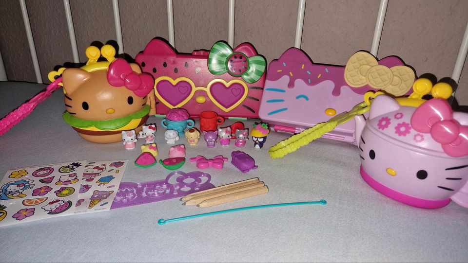 UNBENUTZT HELLO KITTY Konvolut Playset Tea Ice Hamburger Beach in Erkrath