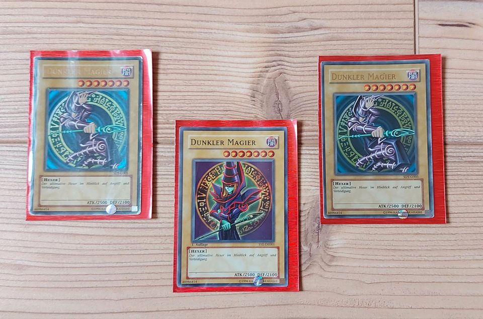 Yu-Gi-Oh Karten - Dunkler Magier in Ultra Rare und Super Rare. in Selb