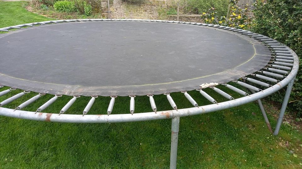 Trampolin Berg in Kreuzau