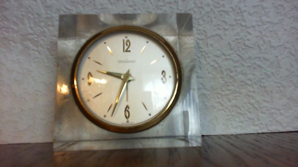 Uhr Wecker EXCLUSIV Germany in Duisburg