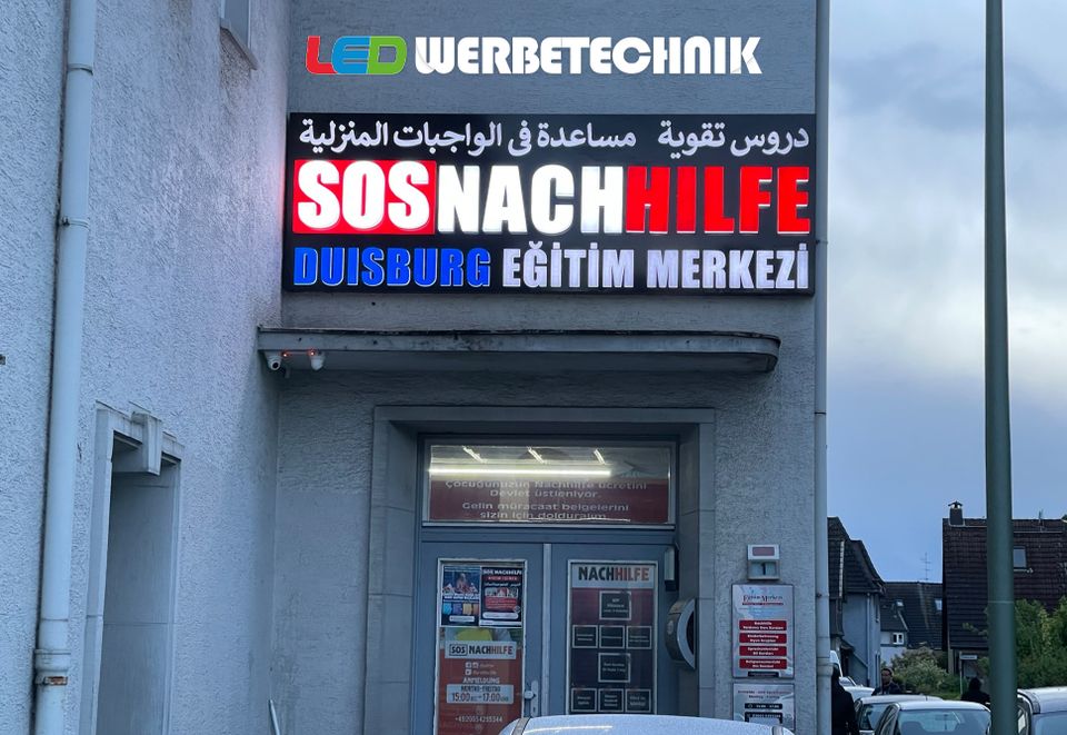 LED Werbeschilder 500cm x 100cm (Angebot gültig bis 31.05.2024) in Duisburg