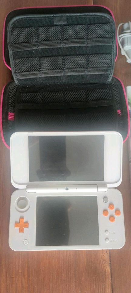 Nintendo 3DS mit 10 Spielen in Super Zustand inklusive Tasche in Gera