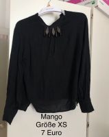 Schwarze Bluse mit V-Ausschnitt von Mango München - Maxvorstadt Vorschau