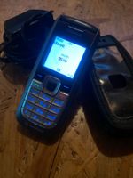 Nokia 2610 mit Ladegerät und Hülle Nordrhein-Westfalen - Solingen Vorschau