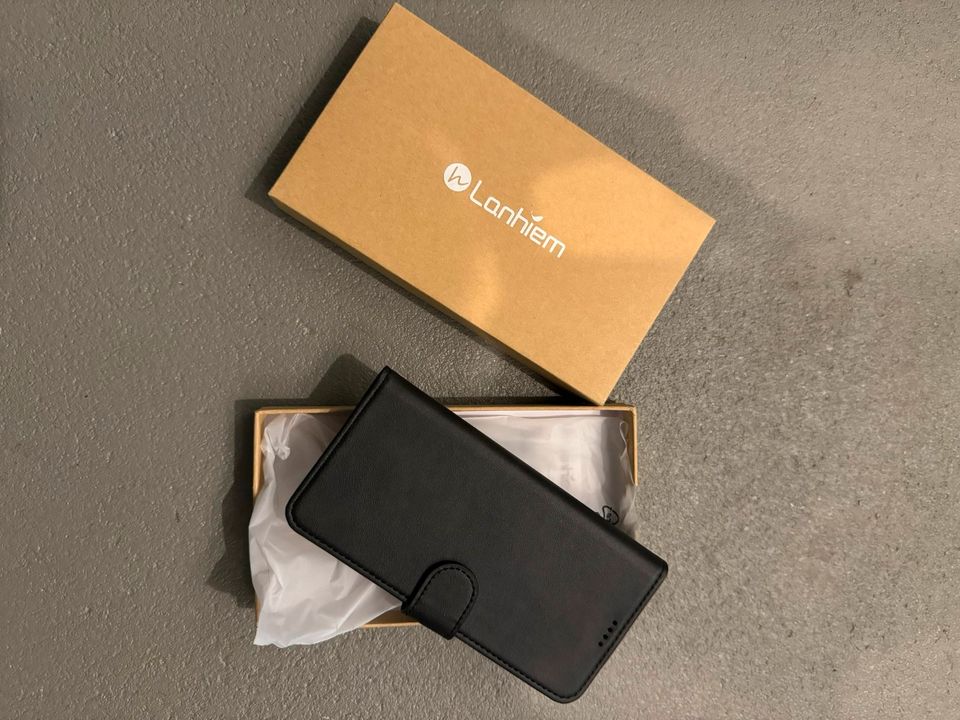 Unbenutzte Samsung Handyhülle A20E - Mit Originalverpackung in Essen