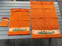 Kinderbutt Kinder-Frottier-Set 3-teilig Badetuch Handtuch  orange Frankfurt am Main - Harheim Vorschau