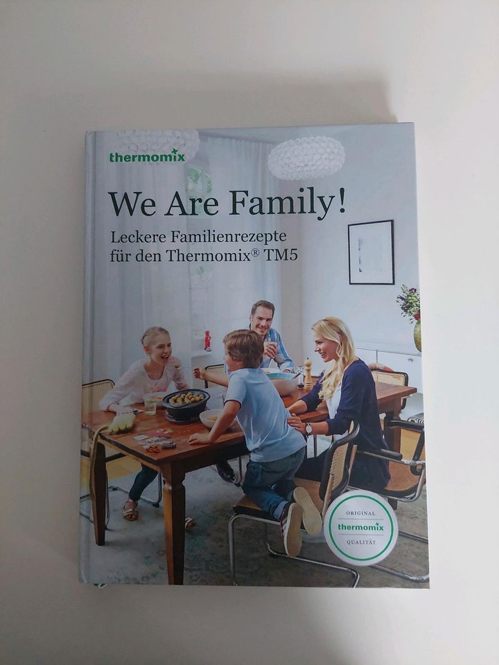 Kochbuch Thermomix "We are Family" in Bismark (Altmark)