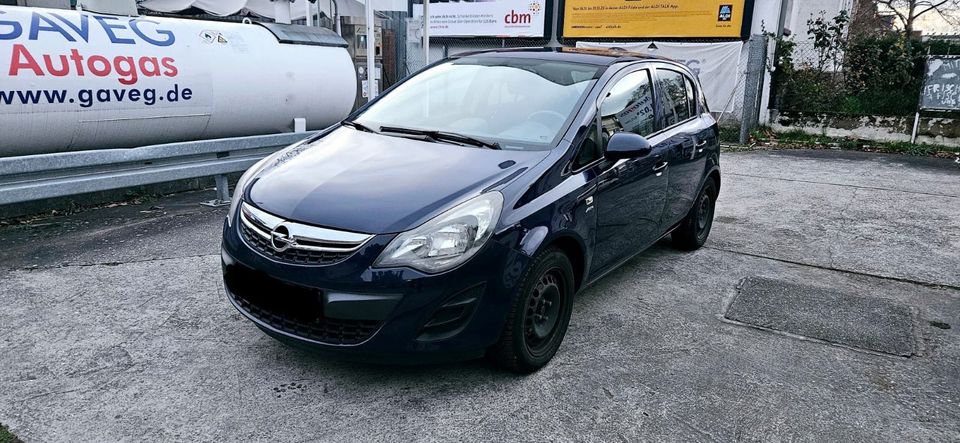 Autovermietung Opel Corsa D in Rüsselsheim