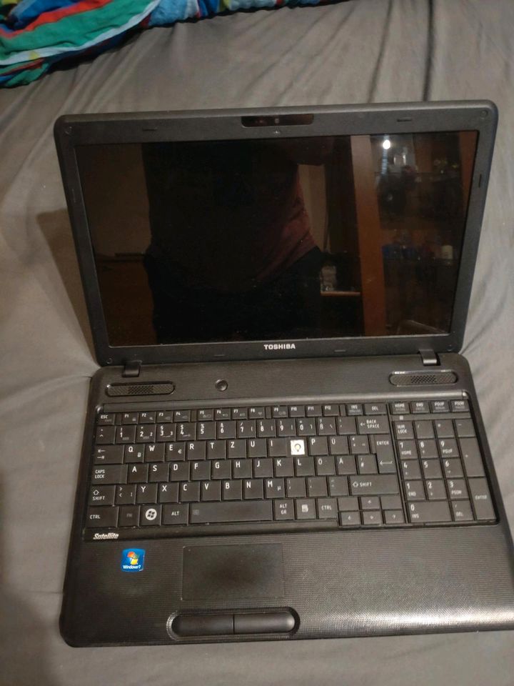 3 Stück Älterer Laptops mit Netzteile in Bad Füssing