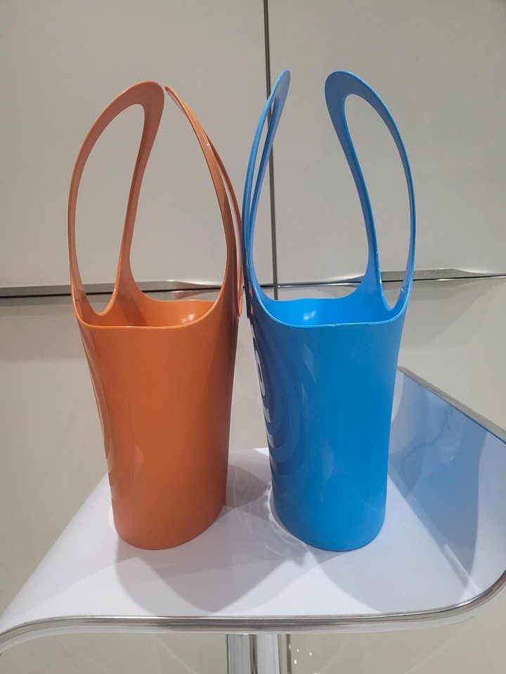 2x Kunststoff  Taschen  blau orange Koziol in Steinenbronn