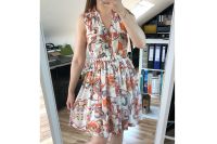 NEU Kleid Minikleid HM 36 Sommerkleid  Blumen ausgestellt Nürnberg (Mittelfr) - Mitte Vorschau