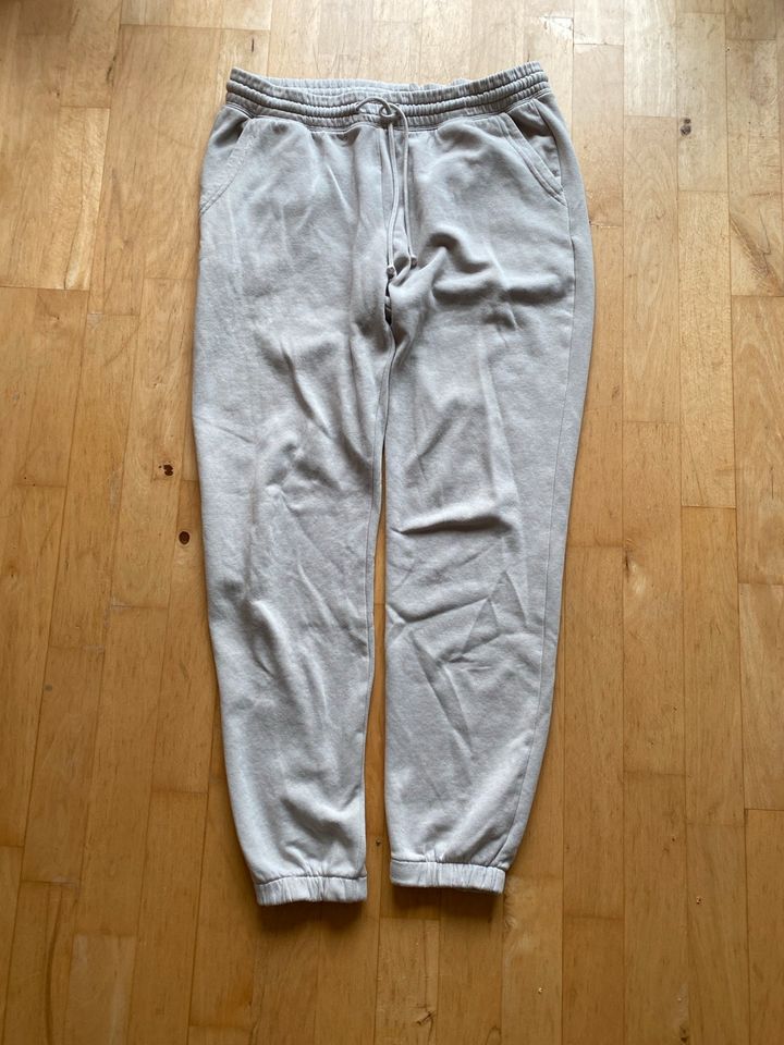 H&M Jogginghose gr. M Beige in Hamburg