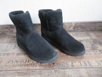 UGG Boots Kristin schmal slim 7 (38) schwarz top Zustand Rheinland-Pfalz - Koblenz Vorschau