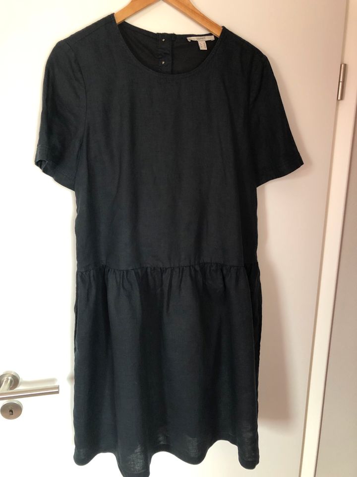 Kleid Gr. 40 schwarz in Dautphetal