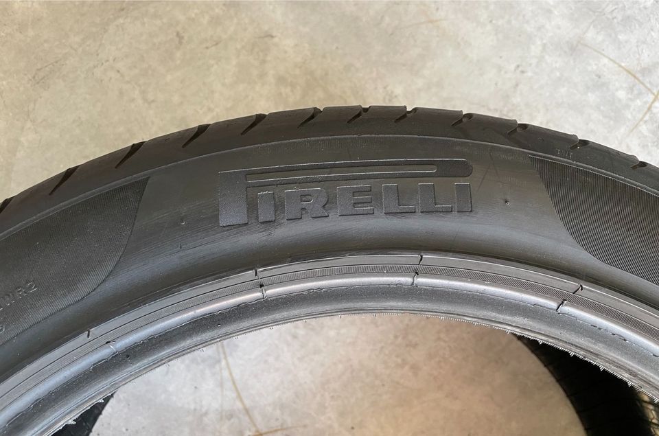 2x Sommerreifen Pirelli P Zero N0 295/40 R20 106Y 2016 ca. 4mm in Halle