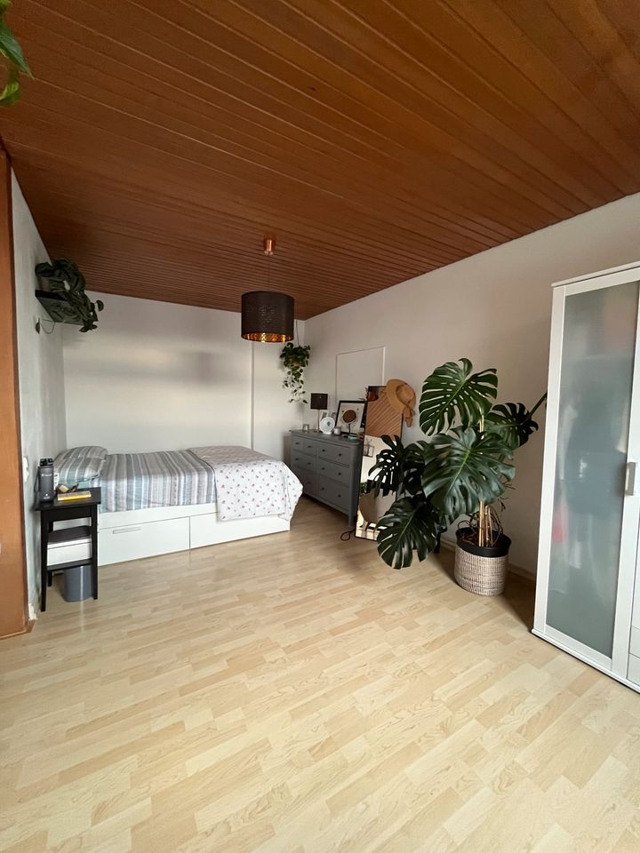 Möblierte wunderschöne Wohnung mit Balkon und Garten in Saarbrücken