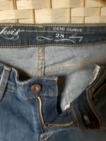 Levis Demi Curve Jeans ❤ 28/32 Kr. Dachau - Röhrmoos Vorschau