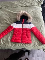 Tommy Hilfiger Winterjacke  Größe XS Hessen - Kirchhain Vorschau