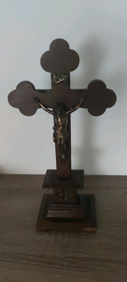 3 x Jesus Kreuz INRI in Worbis