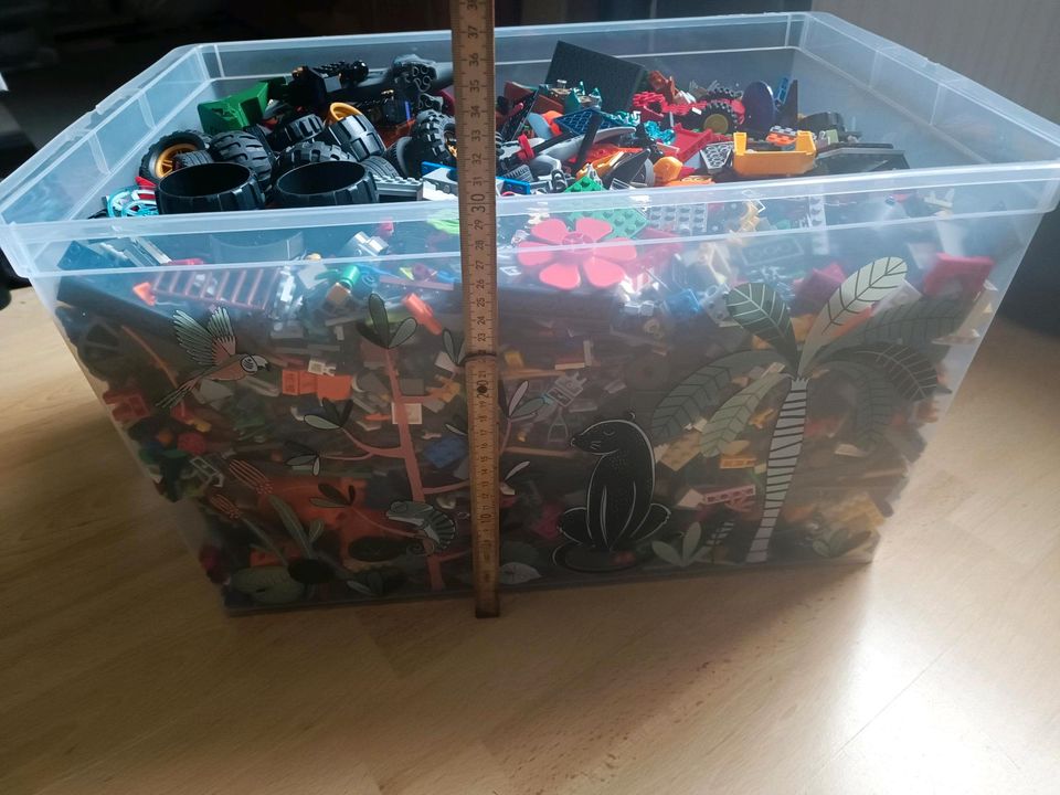 Große Kiste Lego ca. 15 kg in Puchow