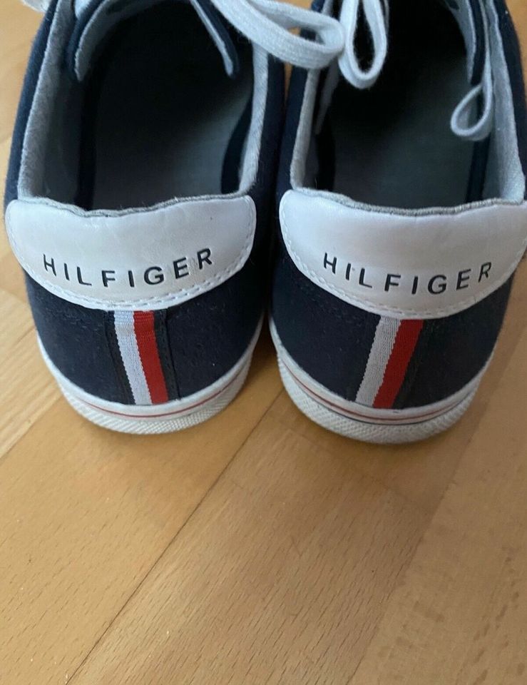 Tommy Hilfiger-Sneaker Gr. 40 in Schöneiche bei Berlin