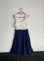 Bodyflirt Kleid | blau-weiß | Gr. 36/38 Niedersachsen - Vechta Vorschau