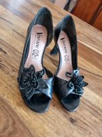 Venturini Pumps schwarz gr. 38 italienisch leder Bayern - Gersthofen Vorschau