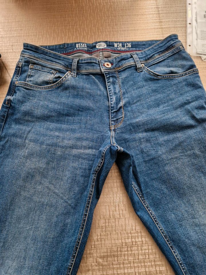 Herren Jeans Petrol in Zeitz