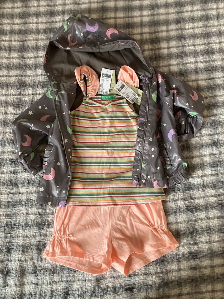 Jacke, Shorts und T Shirt von Benetton Gr. 90 cm (18-24 Monate) in Ingolstadt