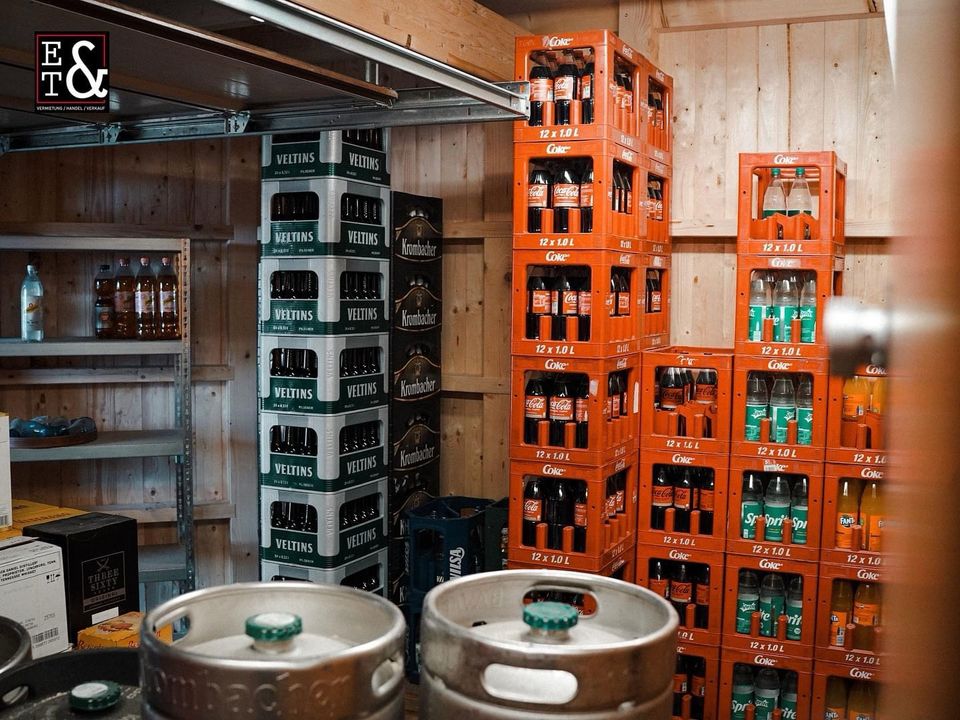 Kühlanhänger und Bierwagen zu vermieten mit Getränkeservice in Uplengen