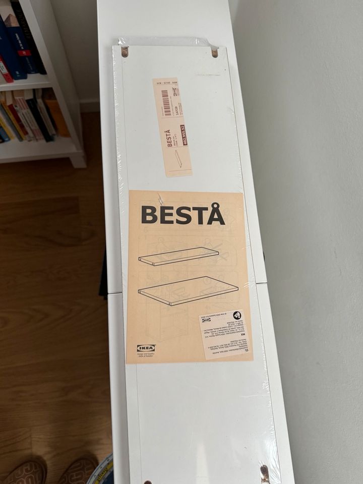 Ikea Besta Regalboden 56x16cm 402.955.52 weiß in Darmstadt