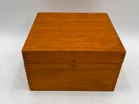 * SCHATULLE HOLZ TRUH KISTE ZAPFEN KISTE 22 x 24 x 14,5 cm Berlin - Charlottenburg Vorschau